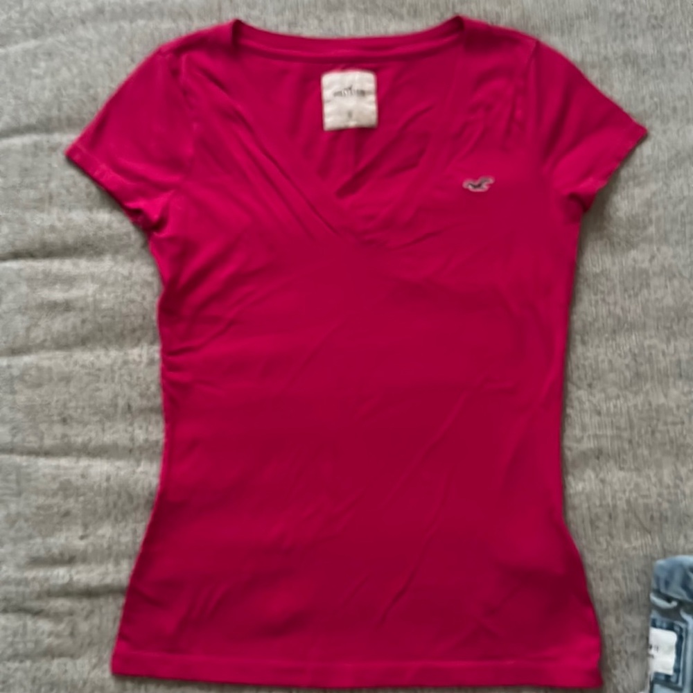 NWOT Hollister pink t-shirt